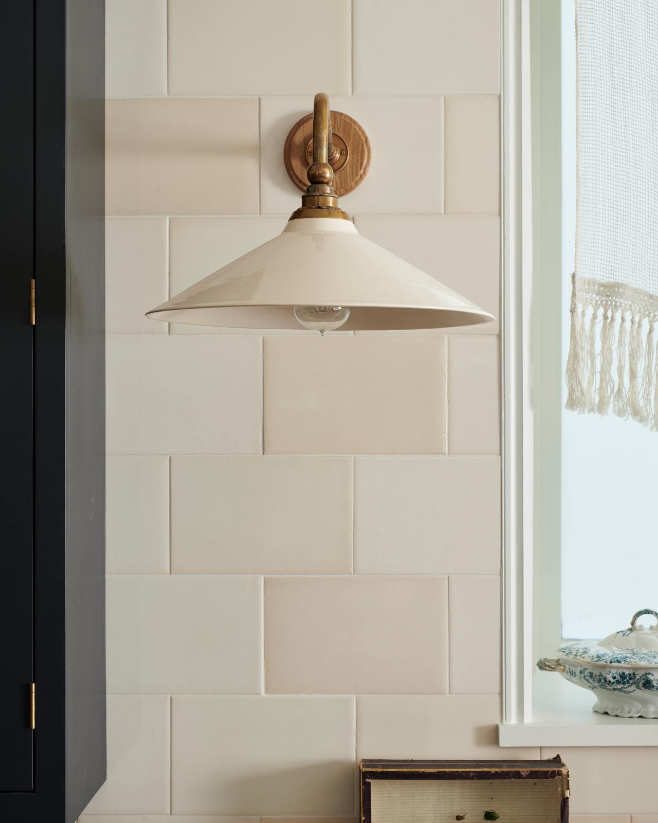 Cream Subway Tiles Devol Kitchens